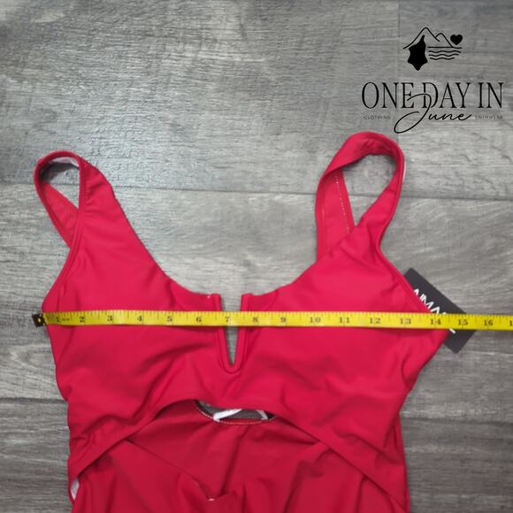Aimage V Wire Cut Out One Piece Swimsuit Size M - Picture 3 of 5
